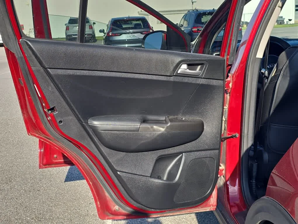 Used 2017 Hyper Red Kia LX image 8
