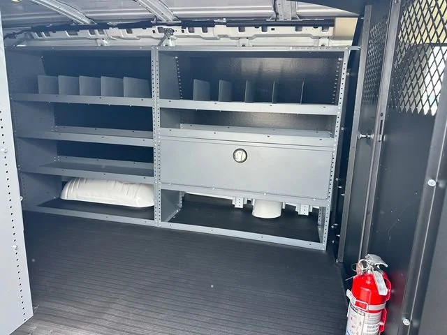 2025 GMC Savana Cargo Work Van - Photo 31