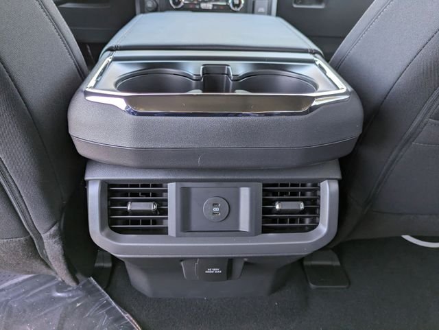 2025 Ford F-150 XLT - Photo 18