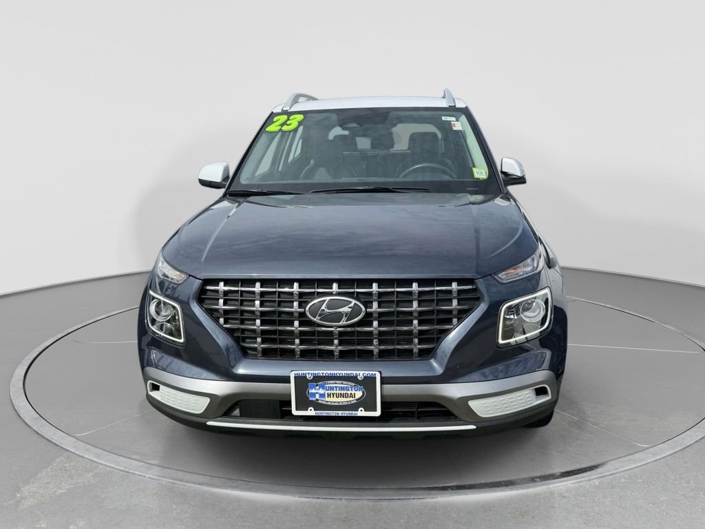 Used 2023 White Hyundai Limited image 2