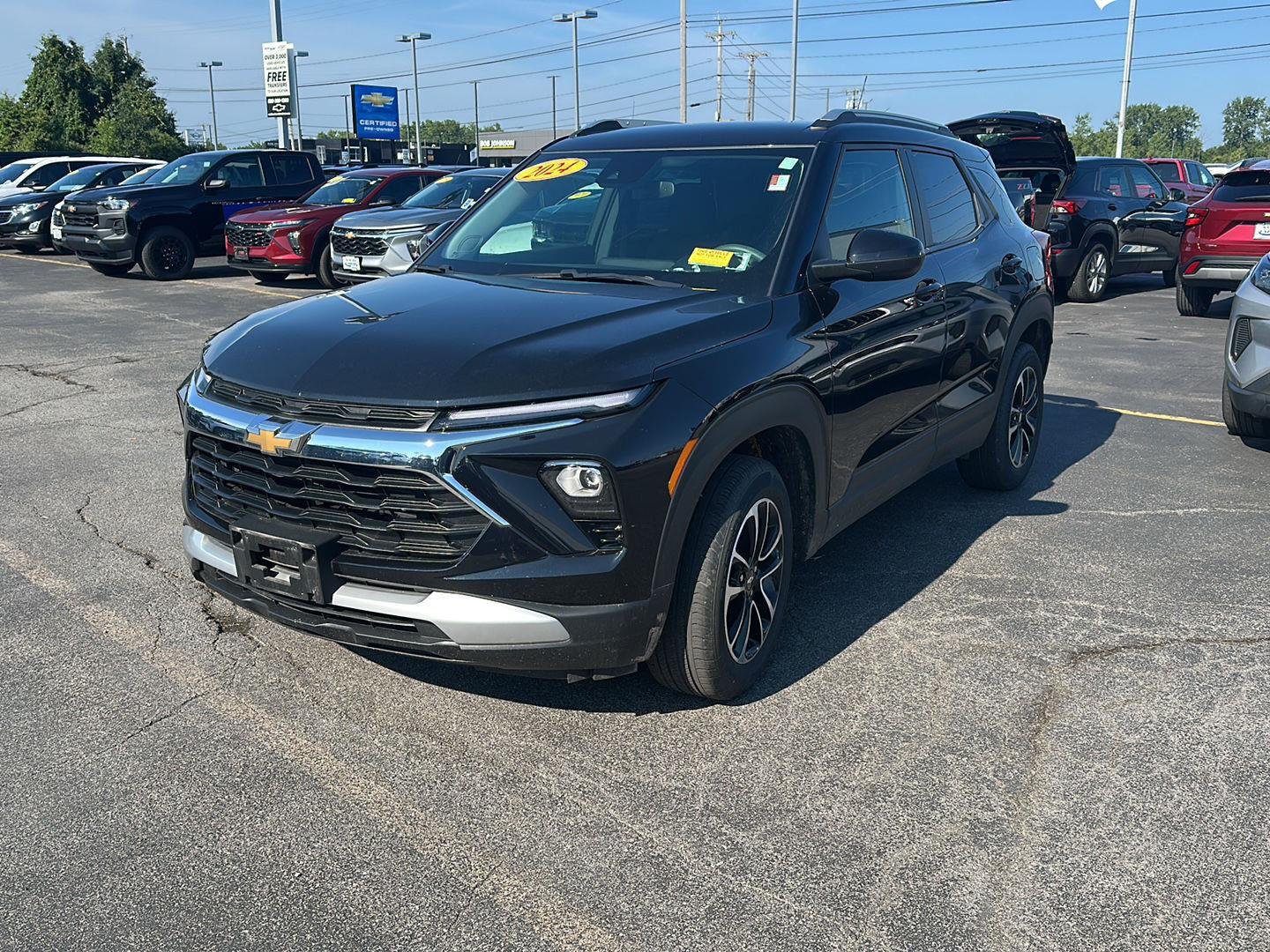 Used 2024 Mosaic Black Metallic Chevrolet LT image 5