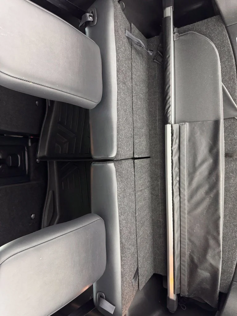 Used 2023 Blue Mitsubishi SE image 30