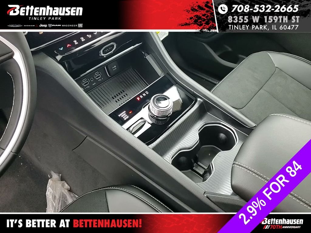 New 2026 Baltic Gray Metallic Clear-Coat Exterior Paint Jeep Altitude image 21