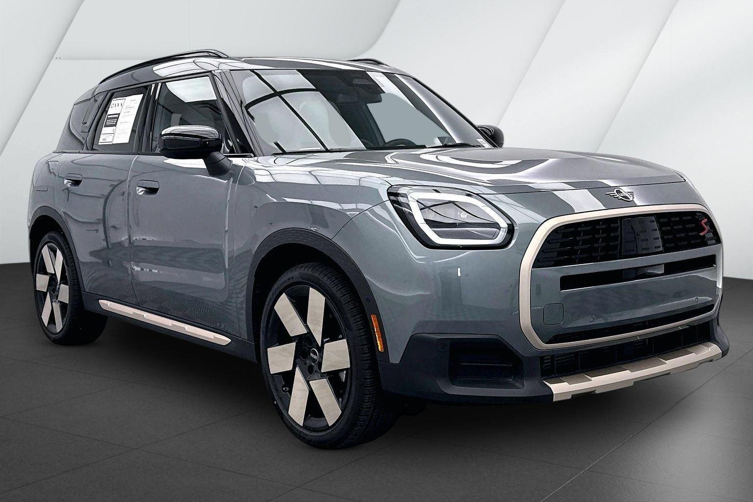 2025 MINI Countryman S ALL4's photo