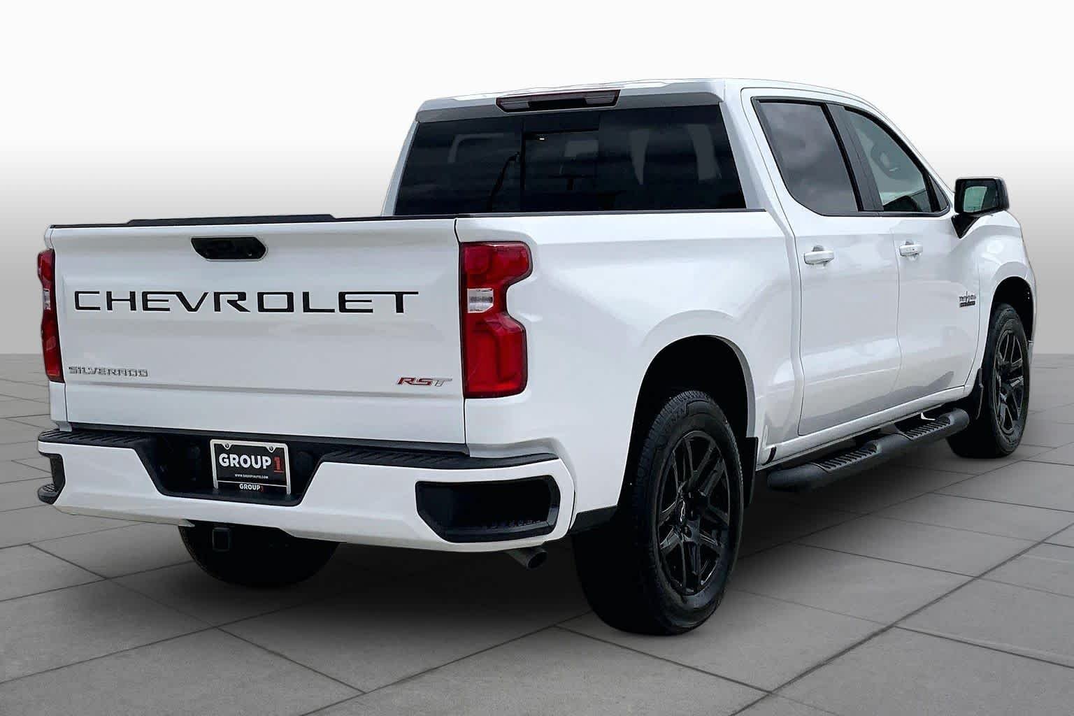 Used 2026 Summit White Chevrolet RST image 15