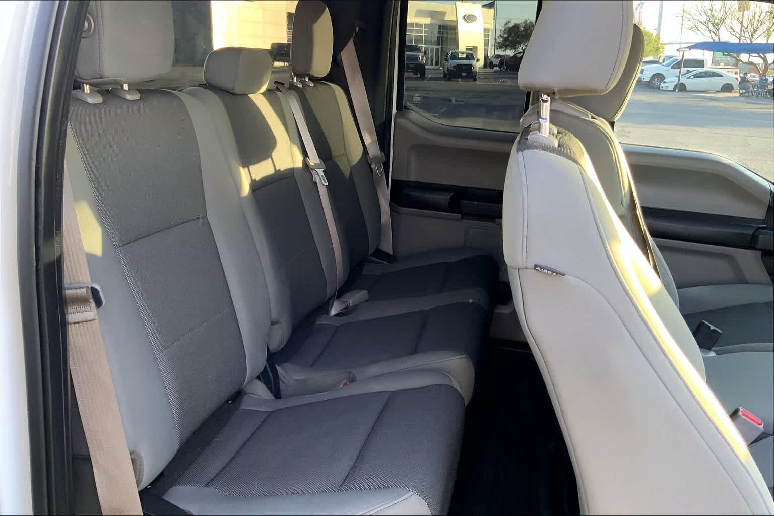 Used 2017 Oxford White Ford XL image 20