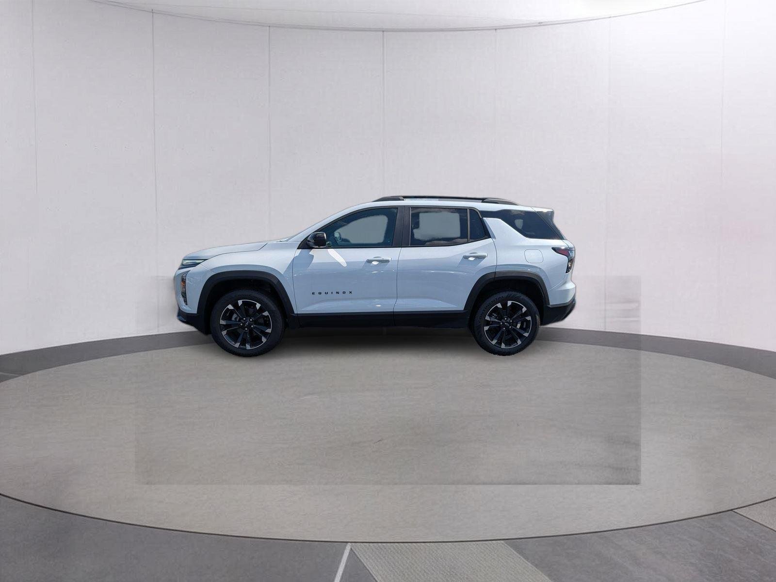 New 2026 Polar White Tricoat Chevrolet RS image 6
