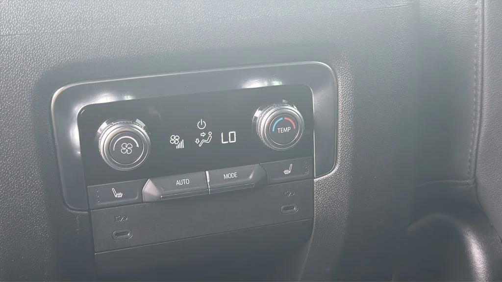 Used 2025 Black GMC Elevation image 29