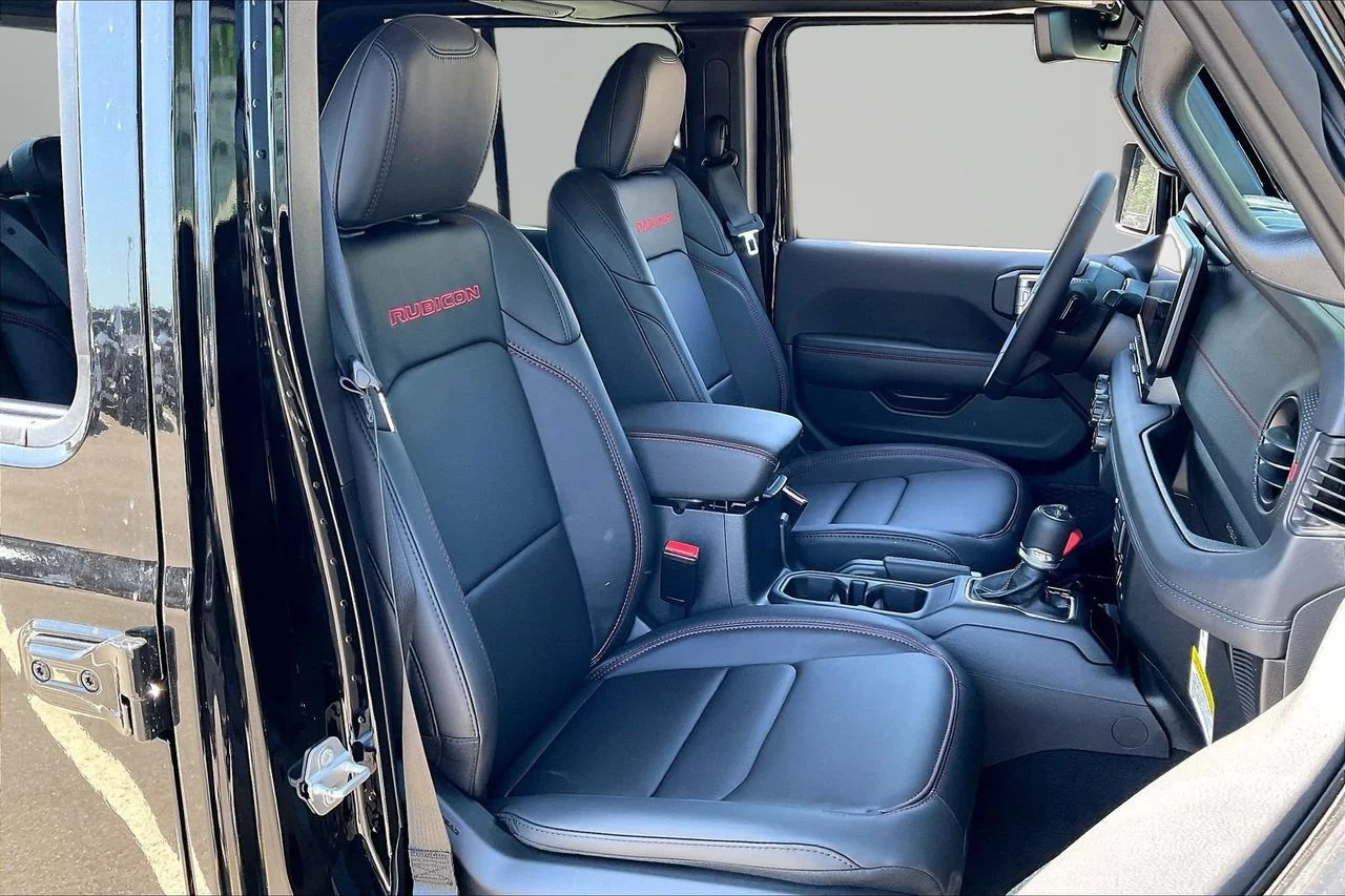 New 2026 Black Clear-Coat Exterior Paint Jeep Rubicon X image 20