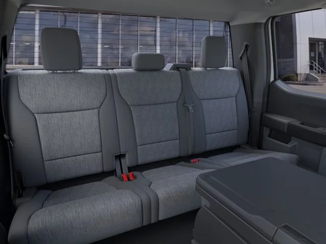 New 2026 Oxford White Ford XL image 11