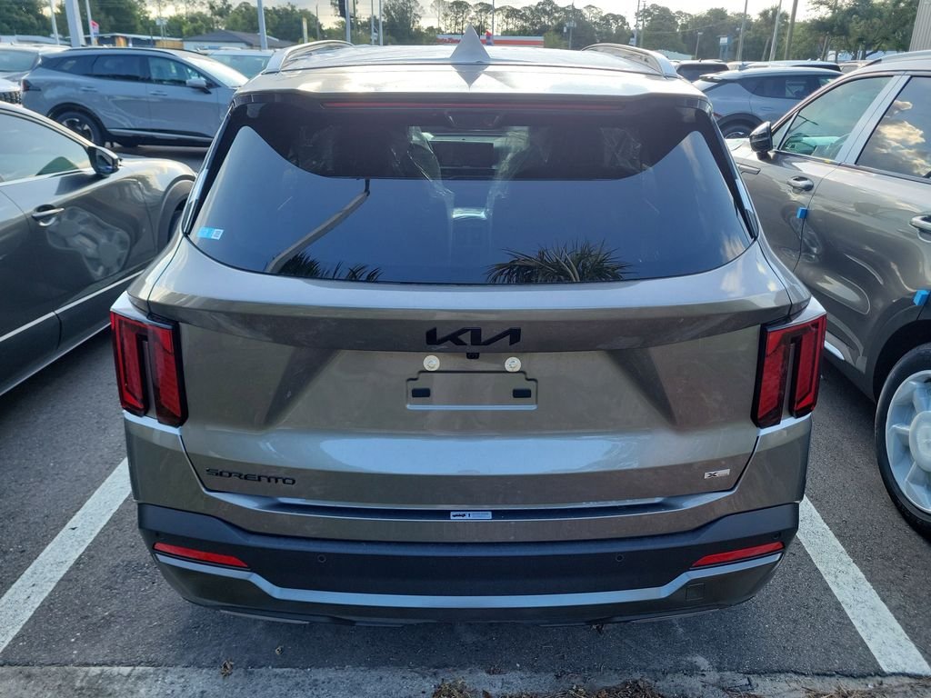 New 2026 Beige Kia X-Line SX Prestige image 4
