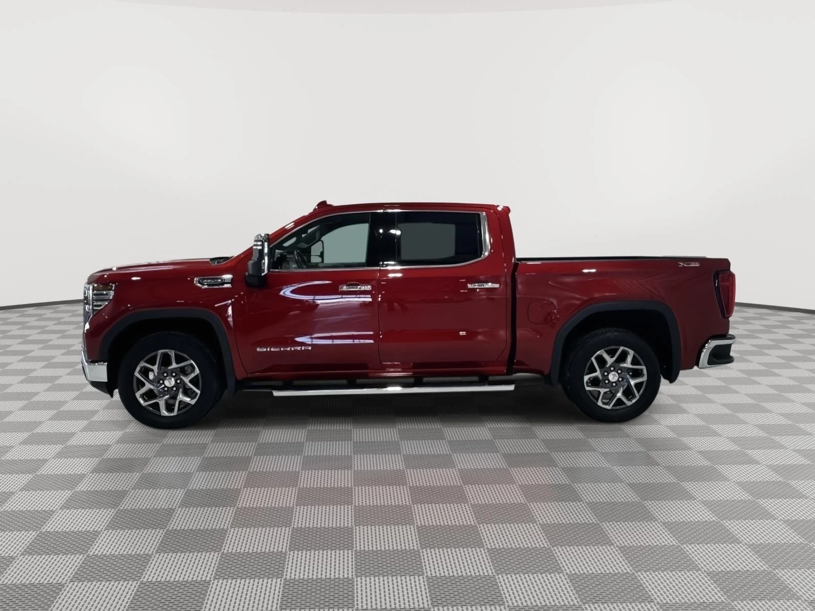 Used 2024 GMC Sierra 1500 SLT with VIN 3GTUUDED1RG387255 for sale in Alexandria, Minnesota