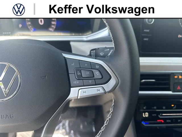 New 2026 White Volkswagen 1.5T SE image 18
