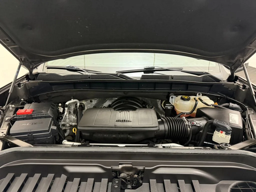 Used 2019 Smokey Quartz Metallic GMC SLT image 35