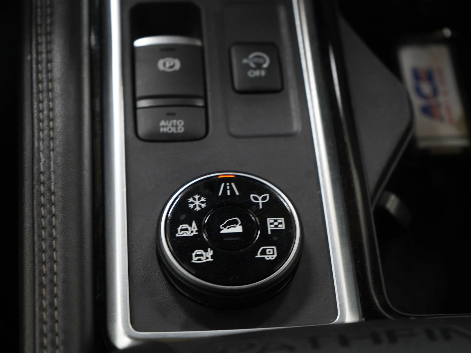 Used 2024 Green Nissan Platinum image 22