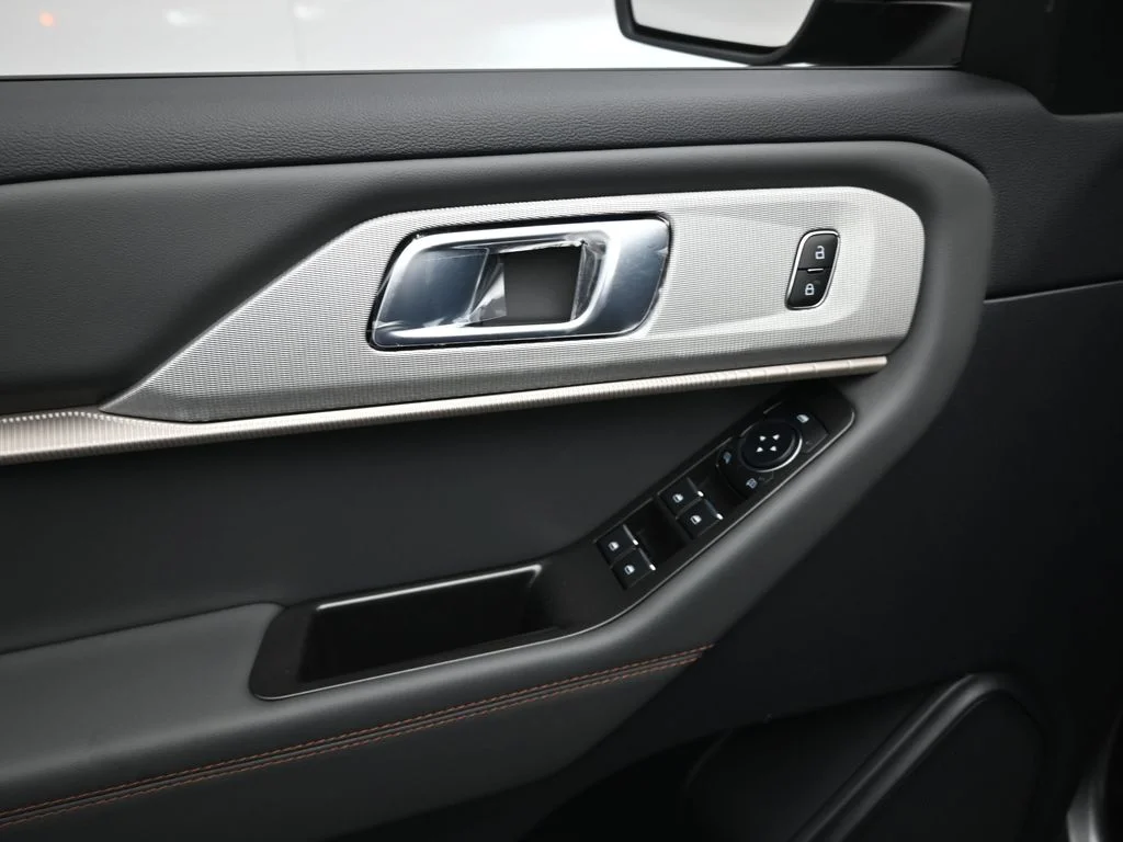 New 2026 Carbonized Gray Metallic Ford Active image 9