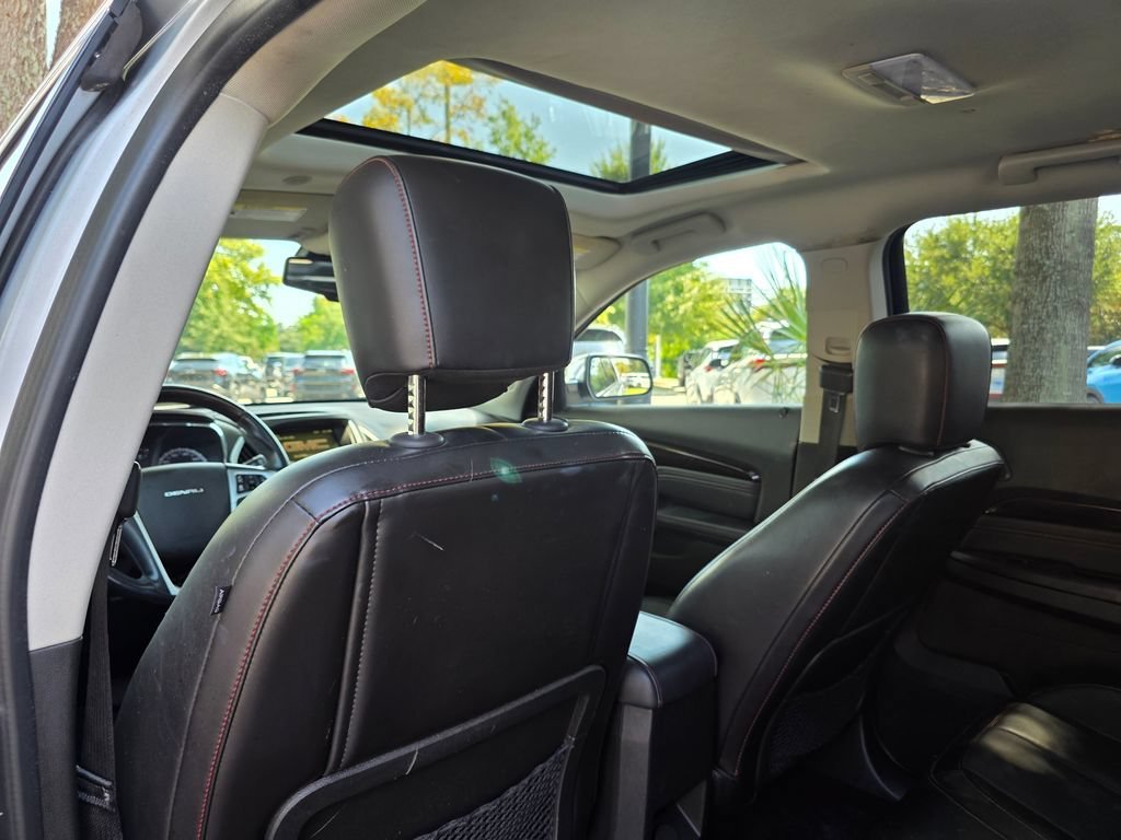 Used 2013 Quicksilver Metallic GMC Denali image 25