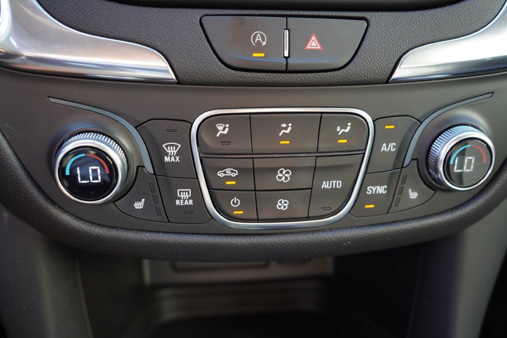 2024 Chevrolet Equinox LT - Photo 26