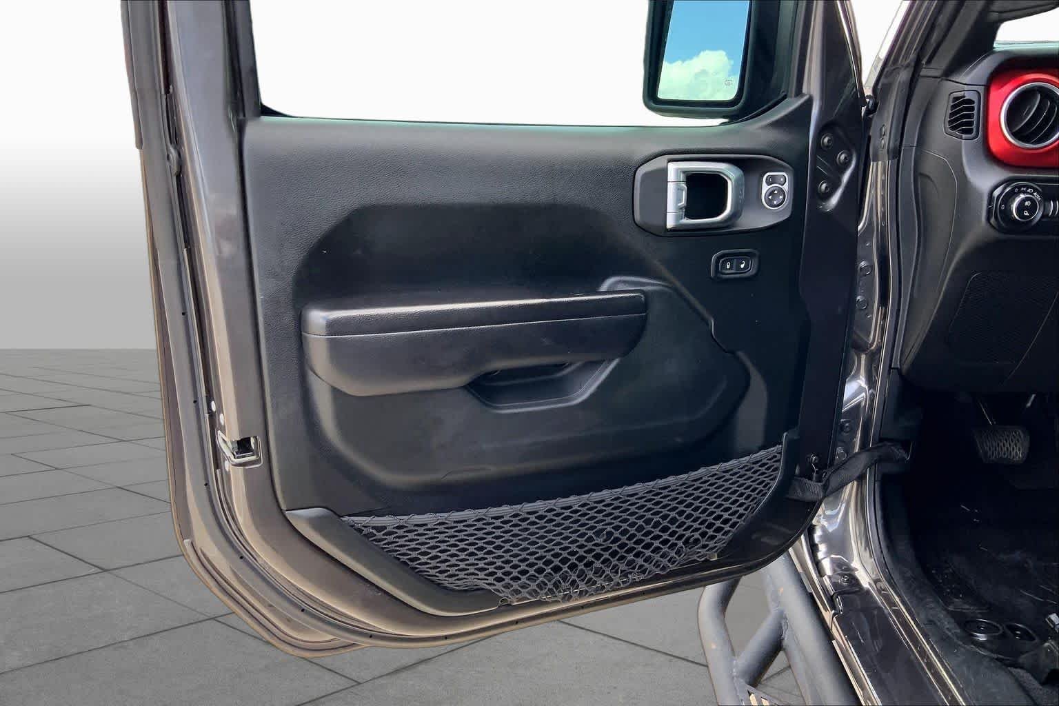 Used 2021 Granite Crystal Metallic Clearcoat Jeep Rubicon image 21