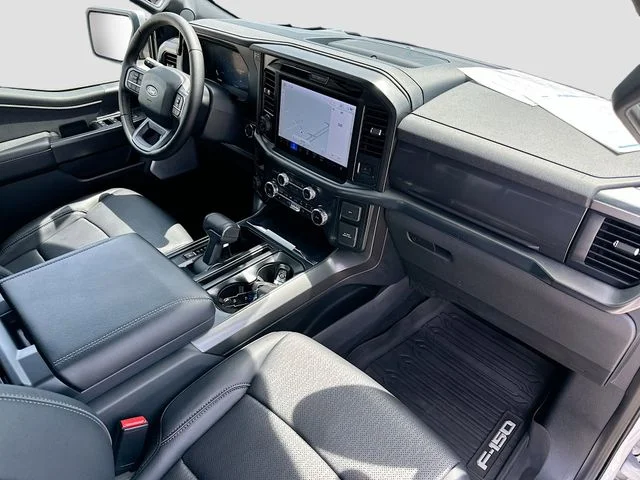 Used 2025 White Ford Lariat image 29