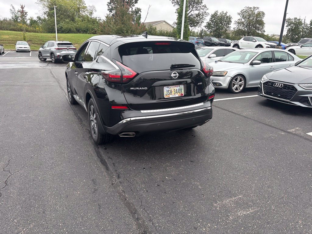 Used 2022 Black Nissan S image 6