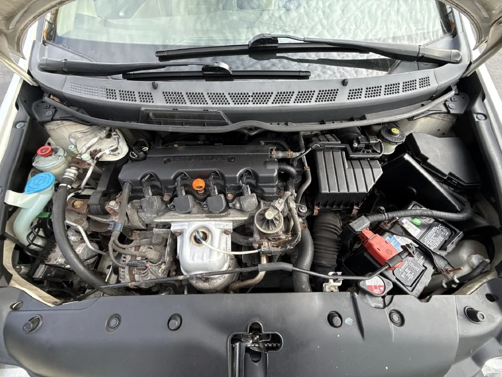 Used 2008 White Honda LX image 25