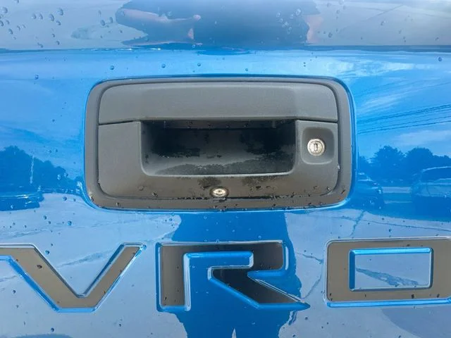 Used 2021 Blue Chevrolet ZR2 image 45