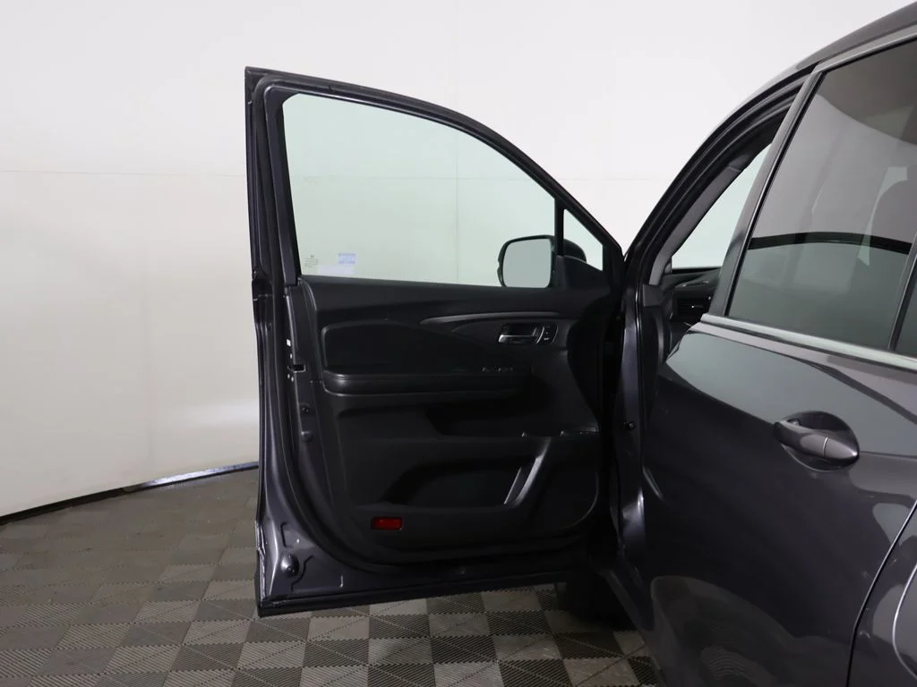 Used 2022 Gray Honda EX-L image 22