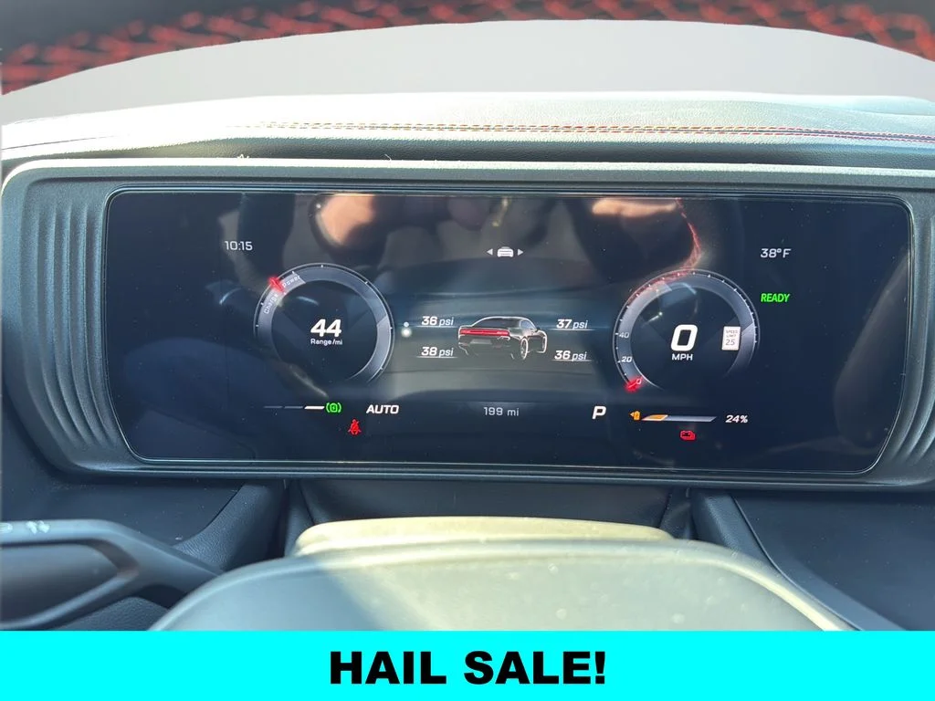 Used 2025  Dodge R/T image 13