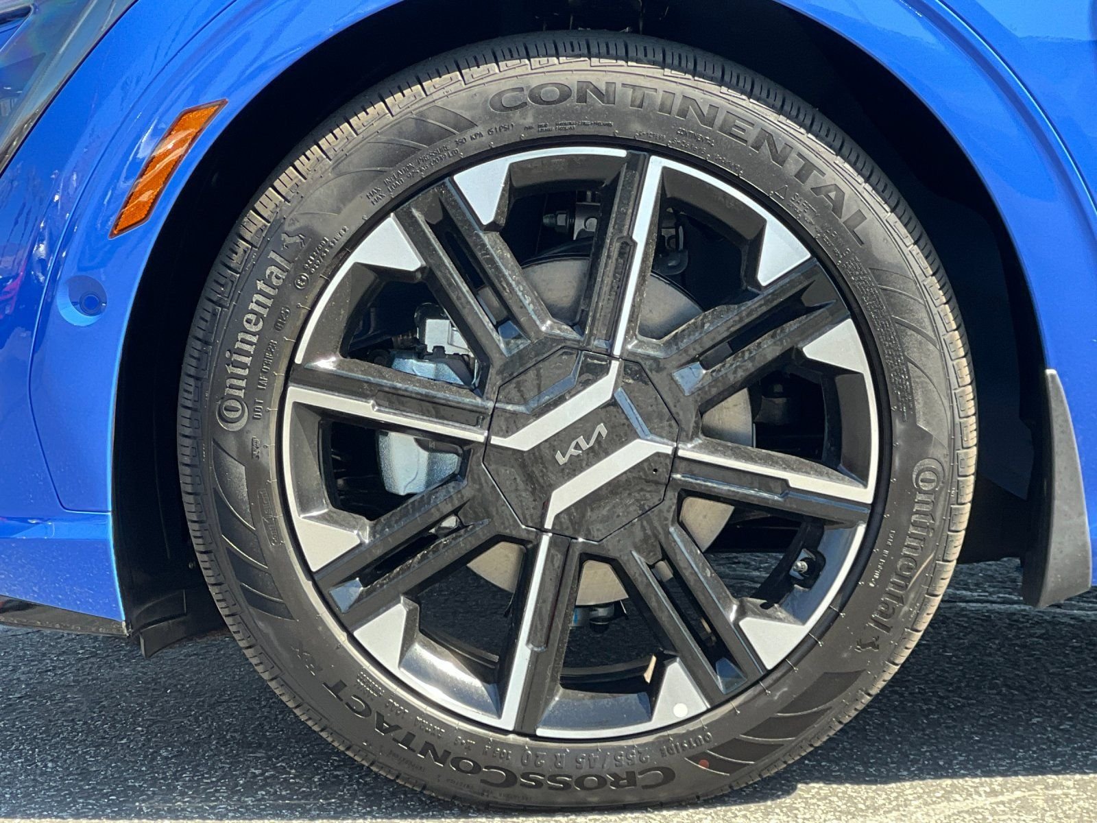 New 2026 Nebular Blue Kia GT-Line AWD image 33