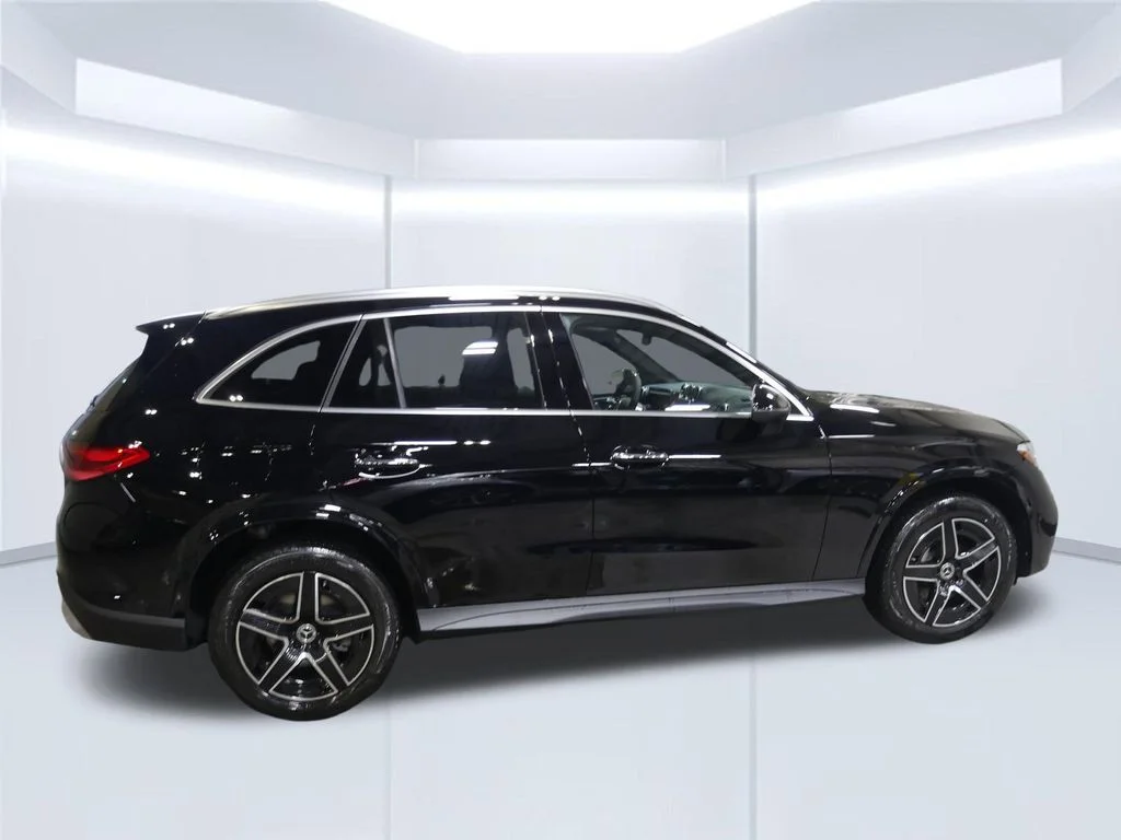 New 2026 Black Mercedes-Benz GLC 300 image 53