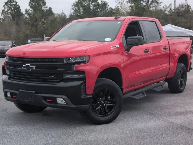 Used 2020 Red Chevrolet LT Trail Boss image 1