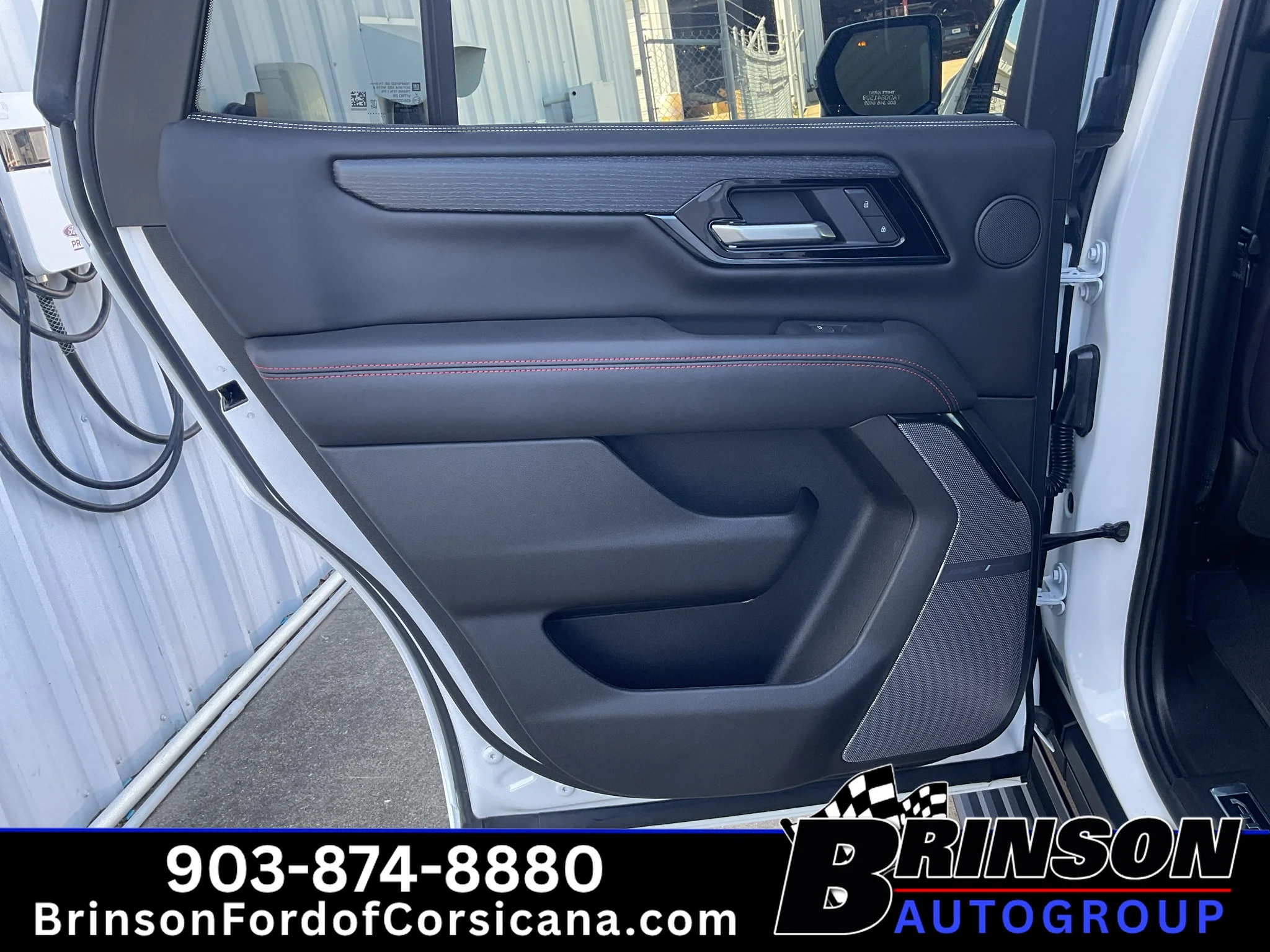 Used 2025 Summit White GMC AT4 Ultimate image 19