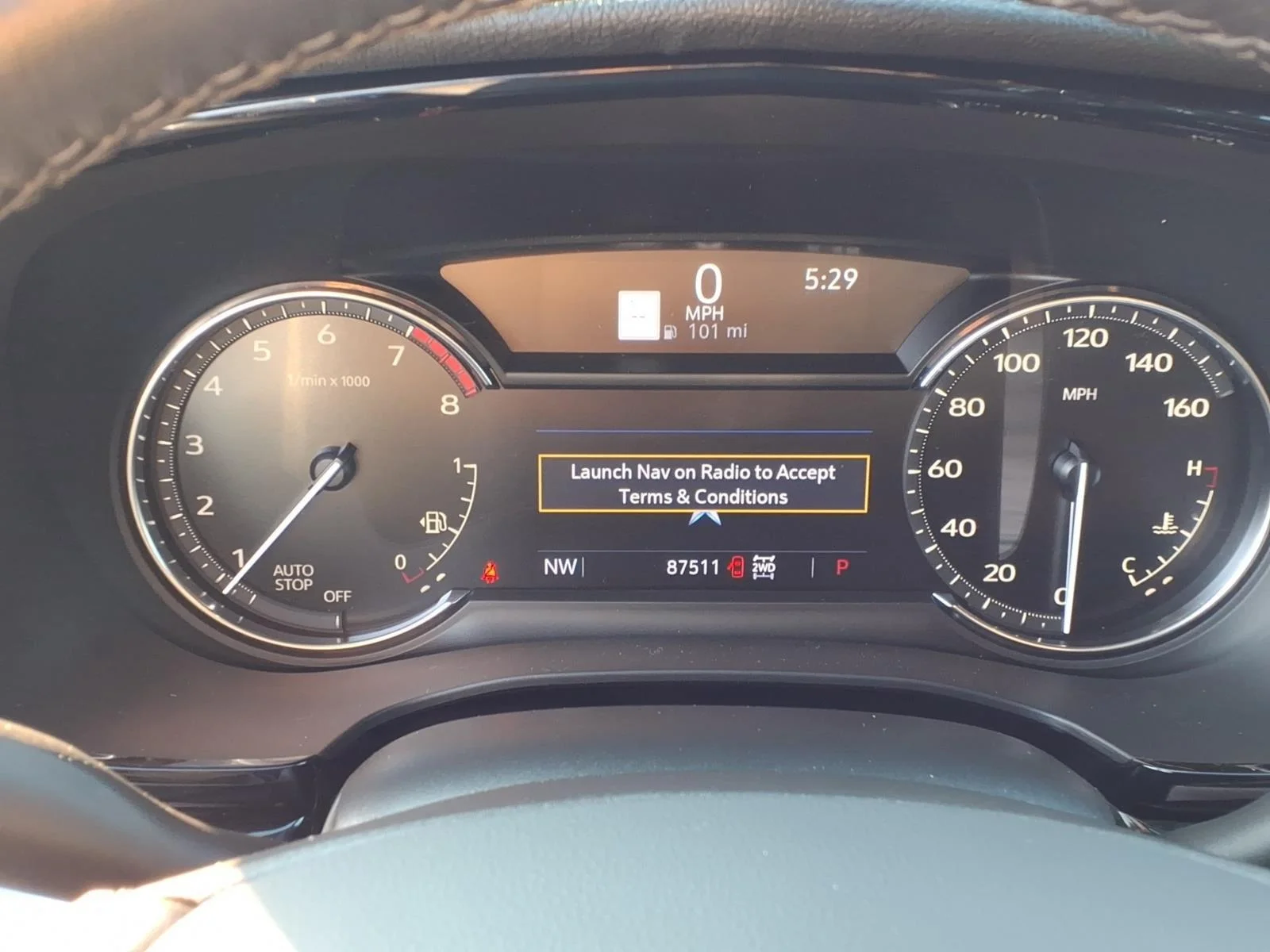 Used 2022 Crystal White Tricoat Cadillac Sport image 27
