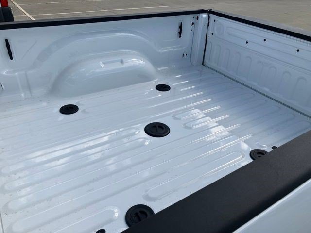 New 2026 Bright White Clear-Coat Exterior Paint RAM Laramie image 24