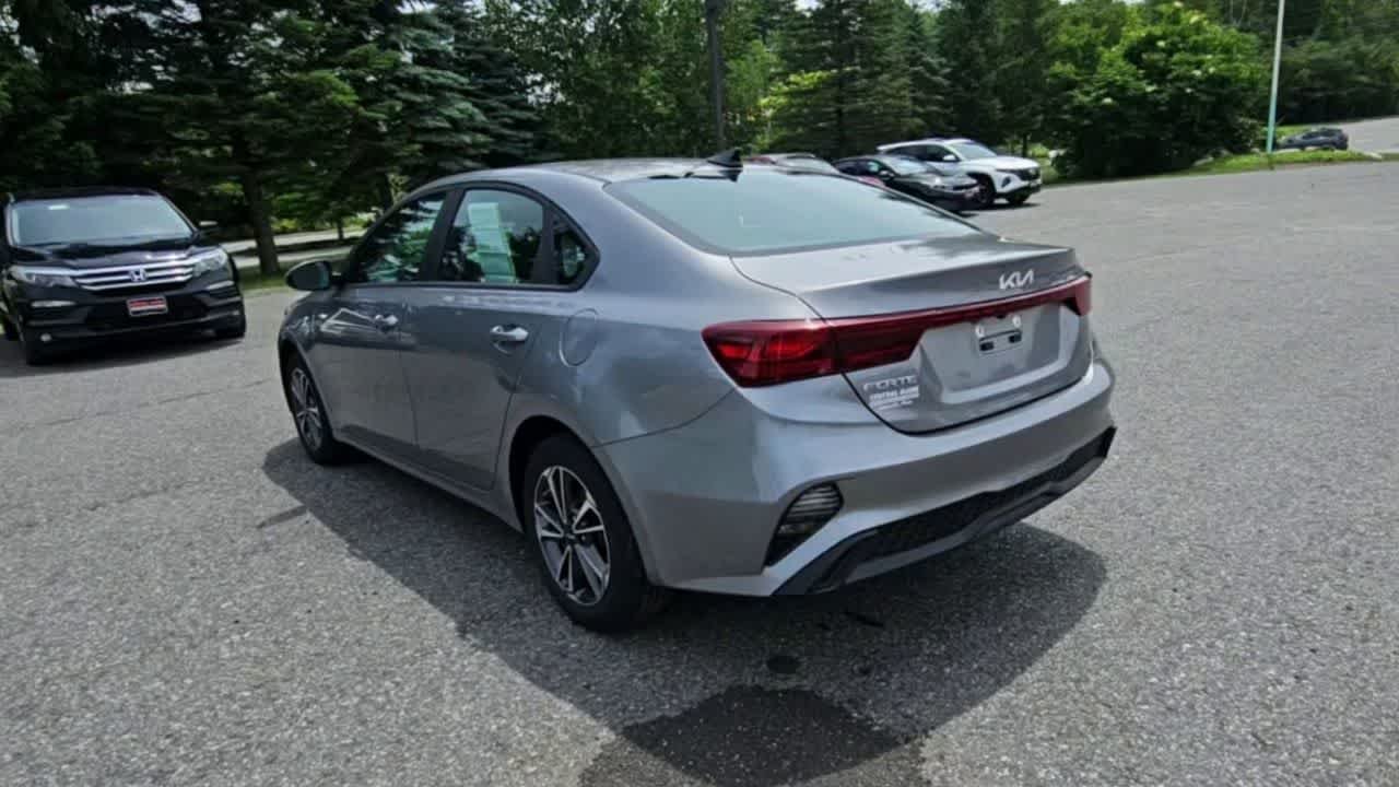 Used 2024 Steel Gray Kia LXS image 7