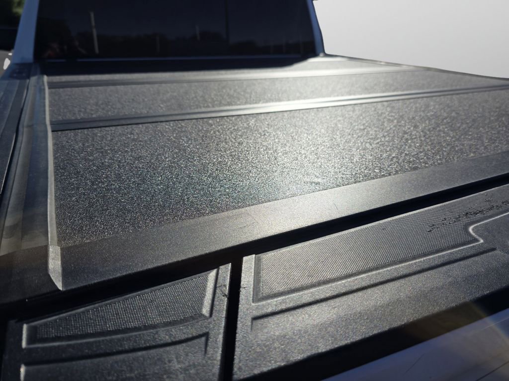 Used 2021 Summit White GMC AT4 image 28