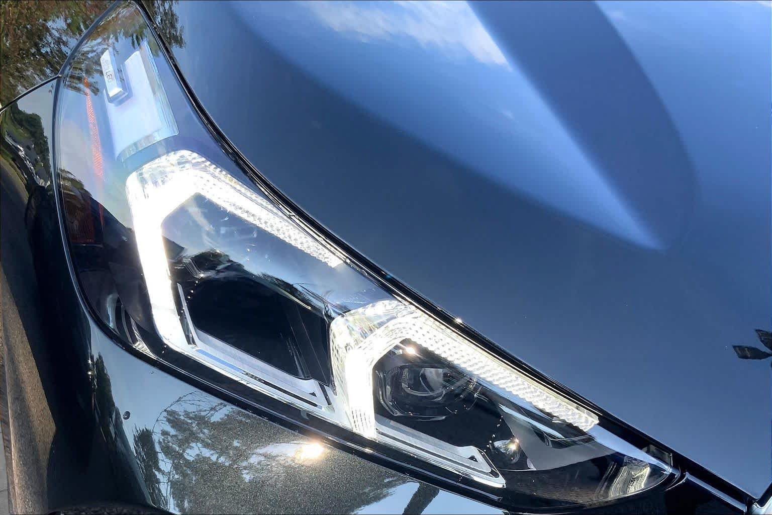 New 2027 Black Sapphire Metallic BMW xDrive28i image 13
