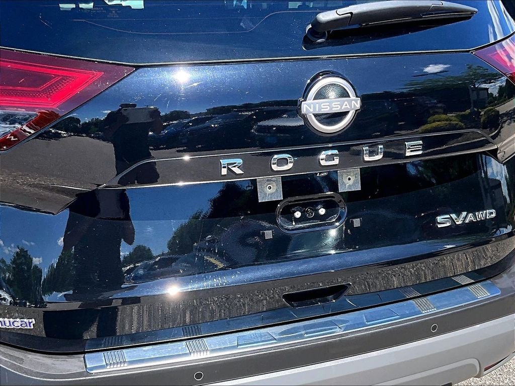 Used 2023 Black Nissan SV image 27