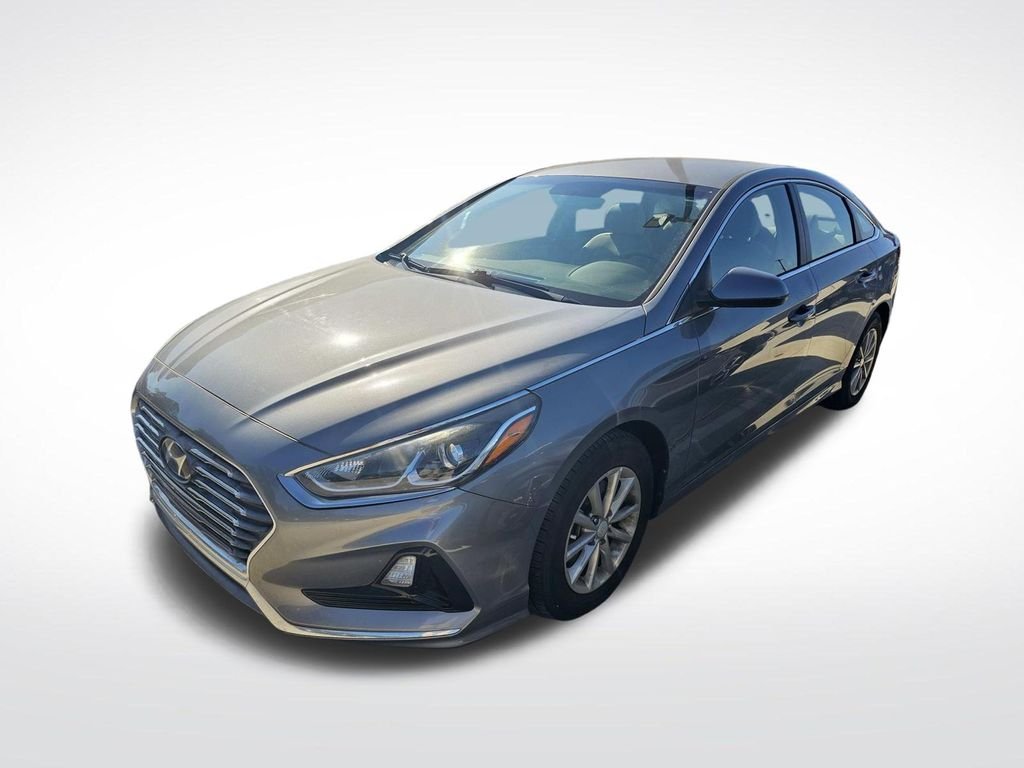Used 2019 Gray Hyundai SE image 10