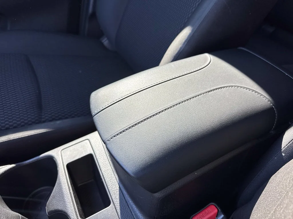 Used 2021 Gray Nissan S image 33