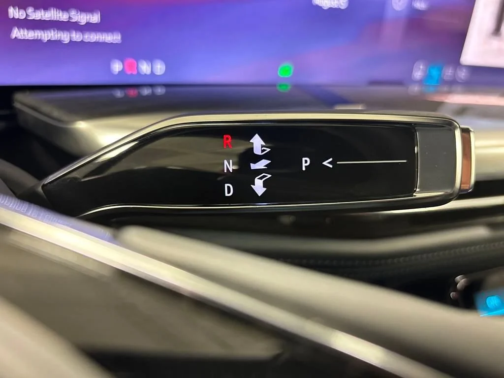 2025 Cadillac Escalade IQ Sport 2 - Photo 36