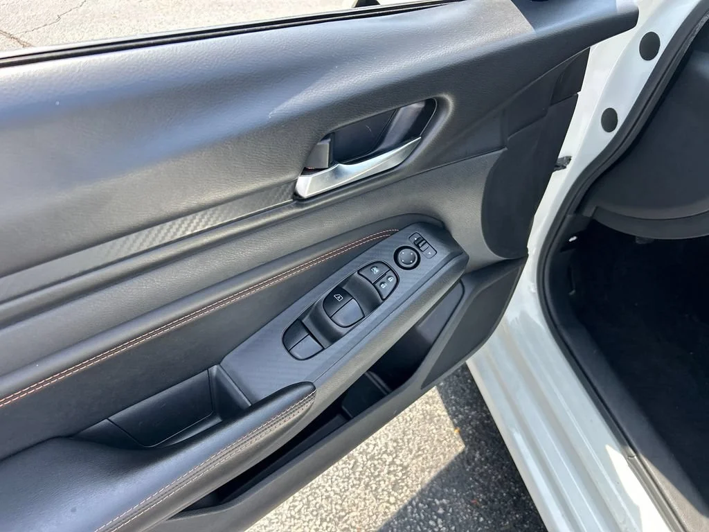 2021 Nissan Altima SR - Photo 16