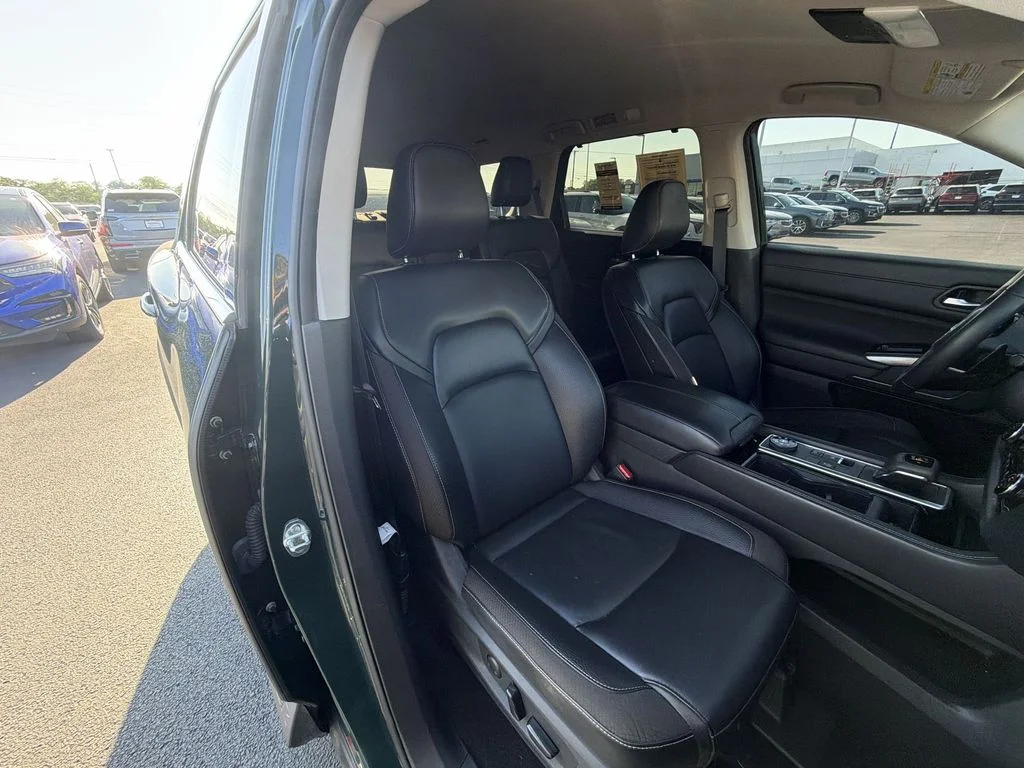 Used 2024 Black Nissan SL image 30