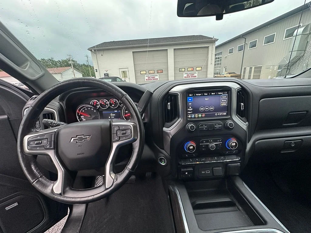 Used 2020 Black Chevrolet LT Trail Boss image 35