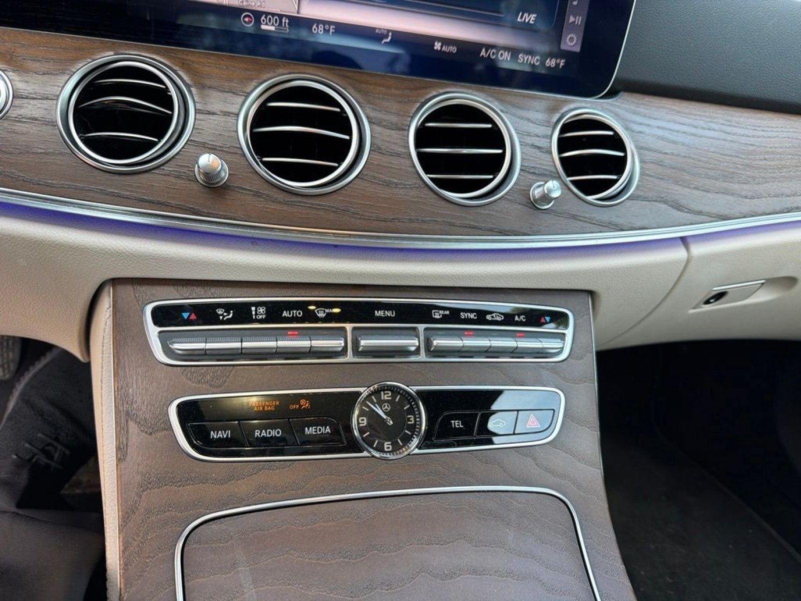 Used 2020 Black Mercedes-Benz E 450 image 17
