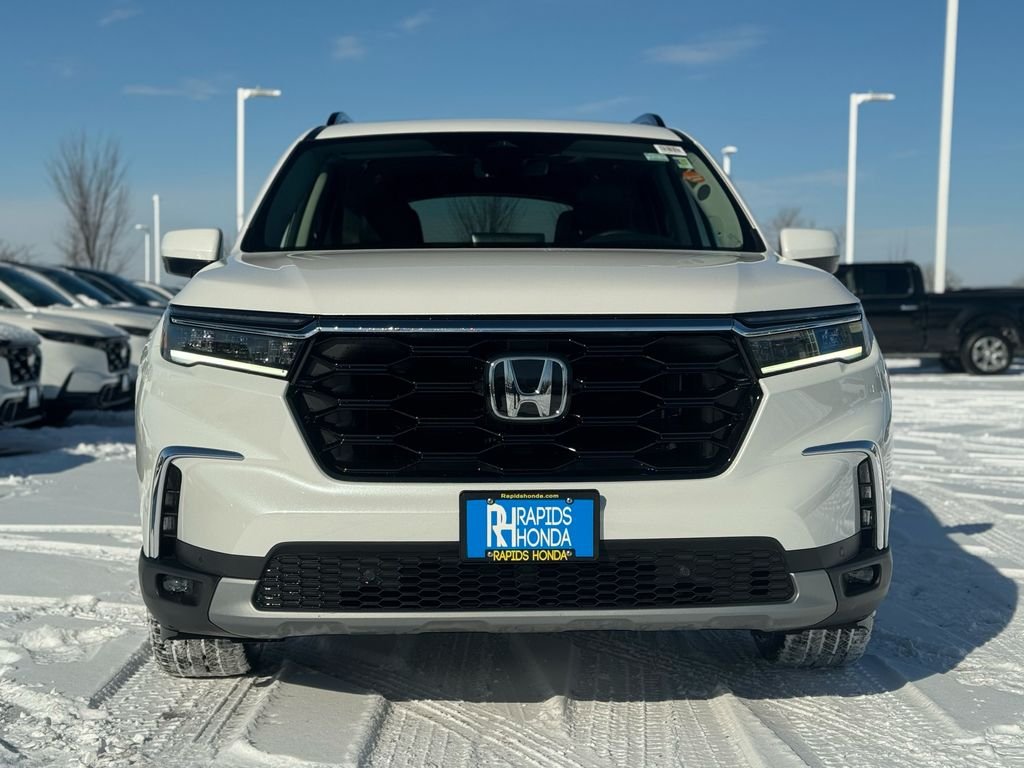 Certified 2025 Honda Pilot Touring with VIN 5FNYG1H79SB156497 for sale in Coon Rapids, Minnesota