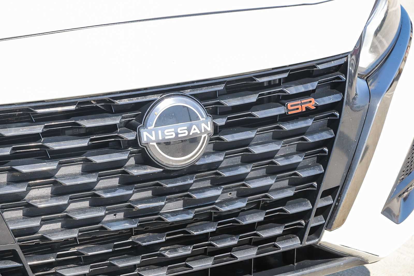 Used 2023 Pearl White Tricoat Nissan 2.5 SR image 5