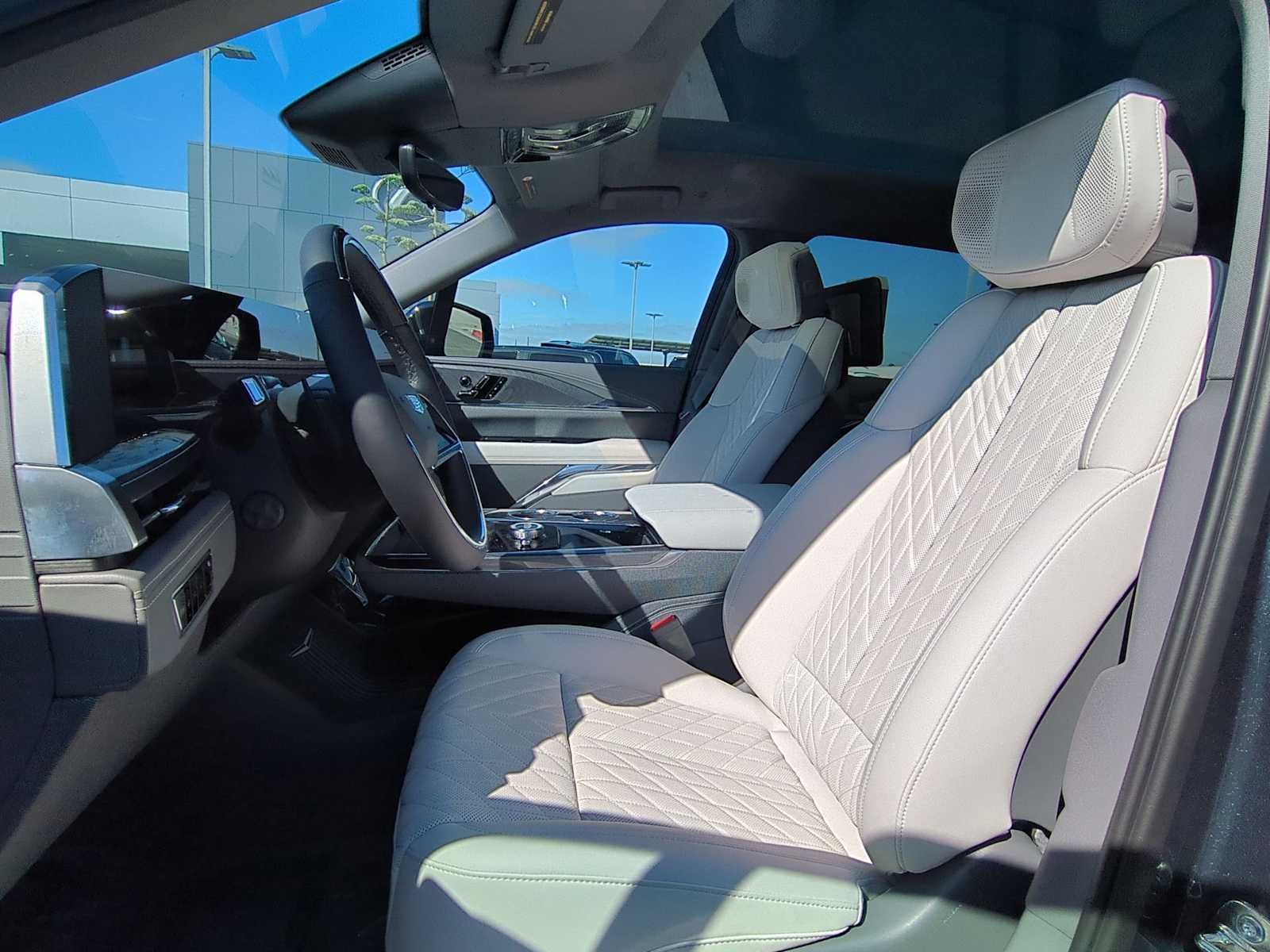 2026 Cadillac Escalade IQ Sport - Photo 23