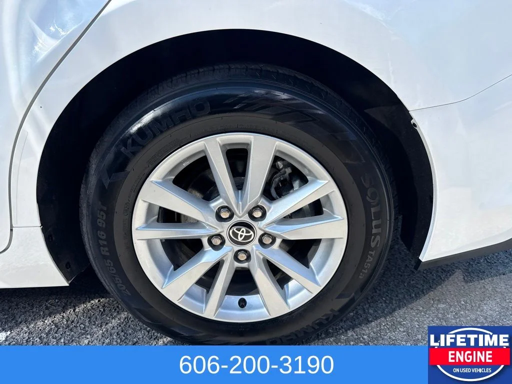 Used 2025 White Toyota LE image 10